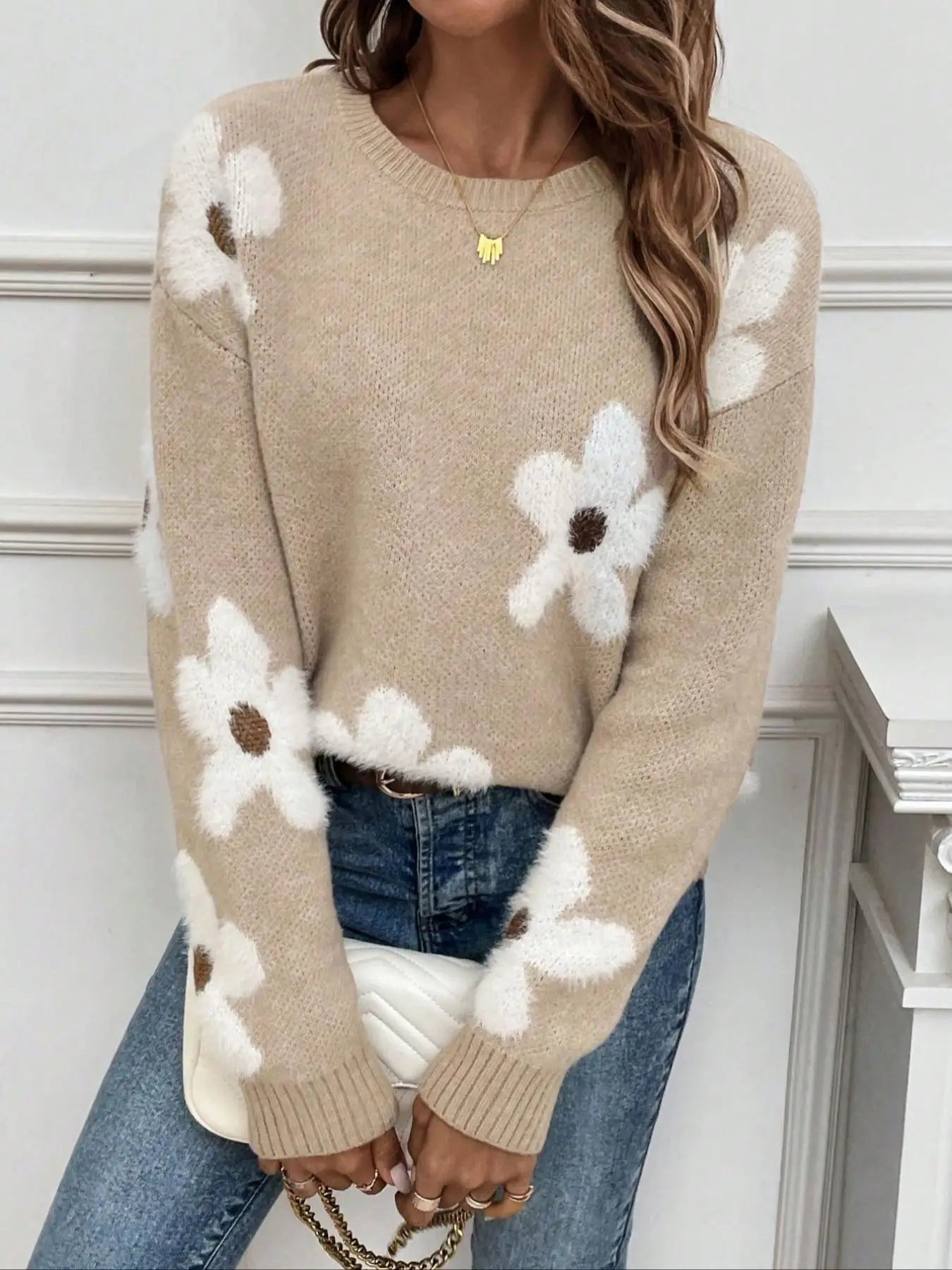 Women's Round Neck Knit Floral Sweater